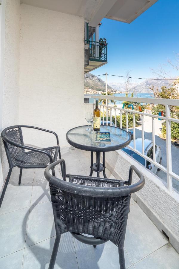 Apartment Matea Kotor Exterior foto